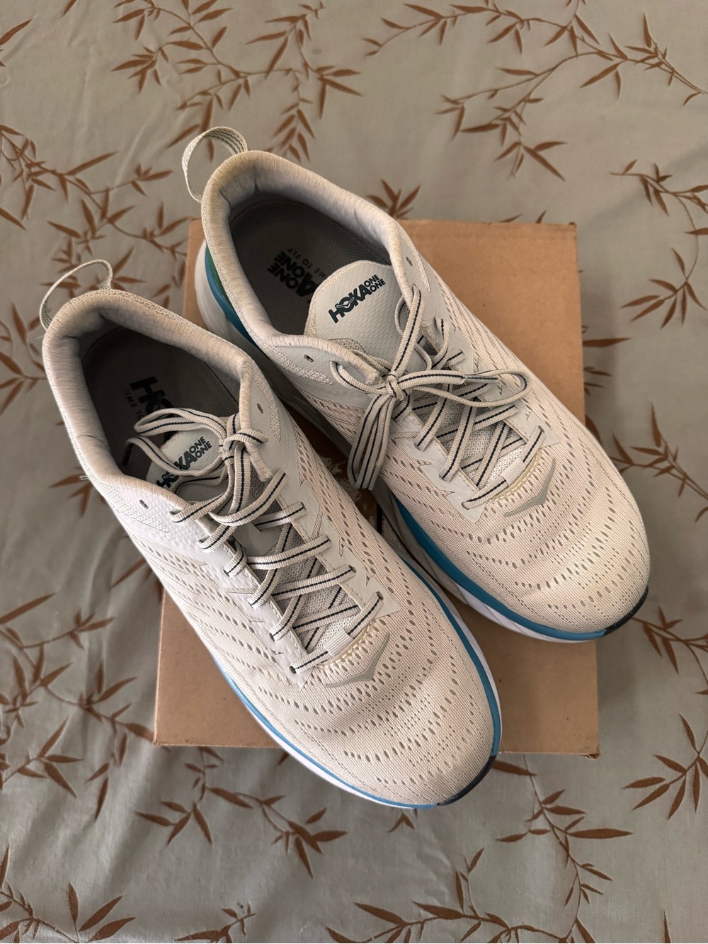 Hoka Men's Arahi 4 Lunar Rock/Nimbus Cloud